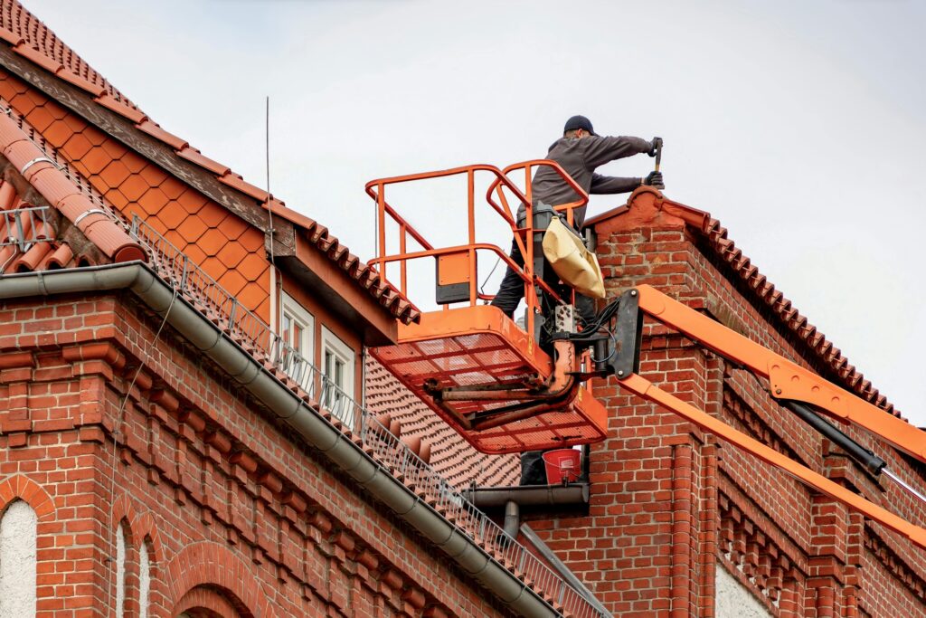 Homeowners and Creators Gutter Cleaning Guide