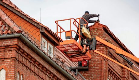 Your Ultimate Rain-Ready Checklist: A Gutter Cleaning Guide for Homeowners and Creators