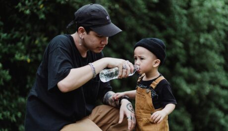 Turn Sips Into Streaks: How Water Bottle Brands Are Building Hydration Communities With Social Strudel