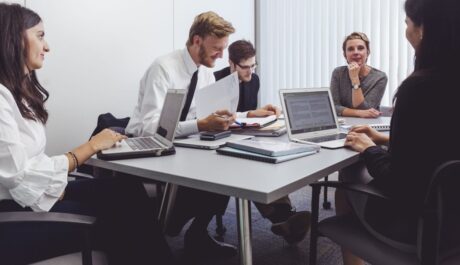 The Role of Influencer Marketing Agencies in Shaping Modern Marketing Strategies
